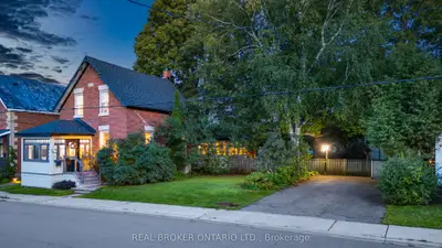 74 Herriott Street, Carleton Place, On K7c 2a7