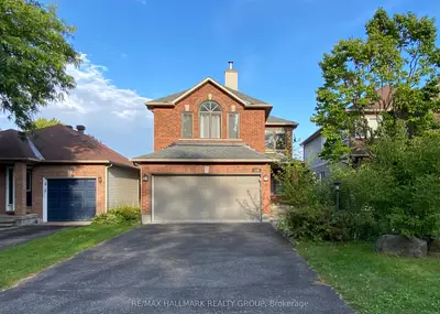 128 GRENADIER Way, Barrhaven, ON K2J 4M1