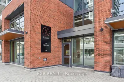 320 Miwate Private 411, West Centre Town, On K1r 0e1