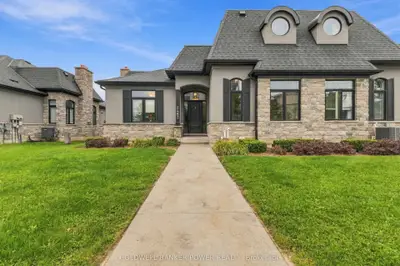 2483 MEADOWLANDS Way, London North, ON N6G 0P1