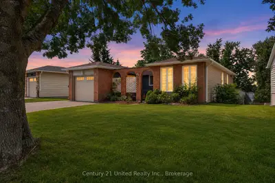 2121 Meadowview Road, Peterborough, On K9l 1s5