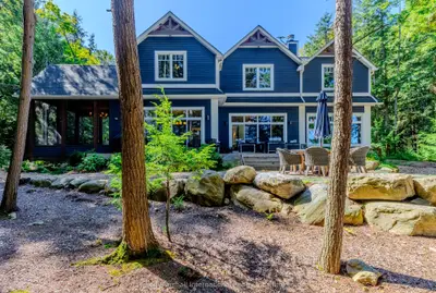 1051 Truscott Place, Lake Of Bays, On P0b 1a0