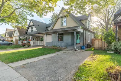 7 Marmora Street, London East, On N5z 1z4
