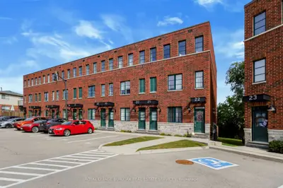 290 Barton Street 22, Hamilton, On L8r 3p3