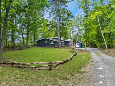 1167 Desert Point Lane, Frontenac, On K0h 1w0