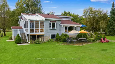 5 Meharg Drive, Mckellar, On P2a 0b5