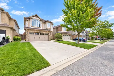 3184 POMEROY Lane, London South, ON N6P 1V7
