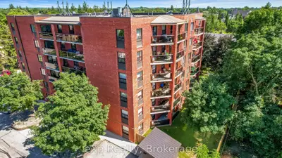 536 11th Avenue 604, Hanover, On N4n 2s4