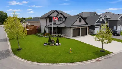 12 Glenwood Street, St. Thomas, On N5r 0g9