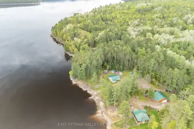 51 Myrlin Way, Laurentian Hills, On K0j 1p0
