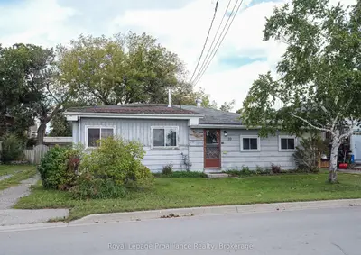 39 Centre Street, Belleville, On K8n 4w7