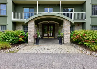 24 Ontario Street 109, Bracebridge, On P1l 2h5