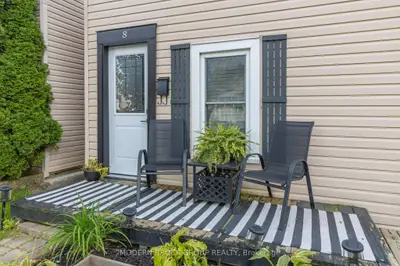 8 Elm Street, Brockville, On K6v 5m6