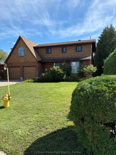 8 Found Court, North Bay, On P1a 4e5