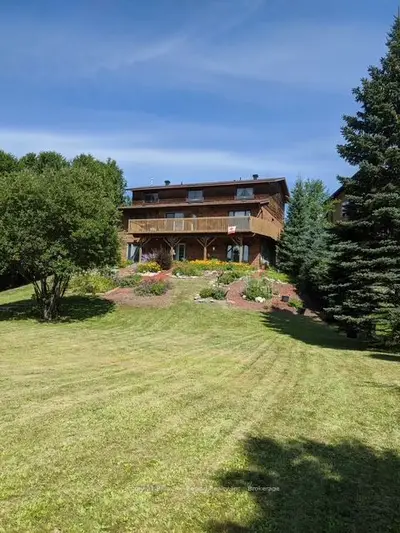 8 Found Court, North Bay, On P1a 4e5