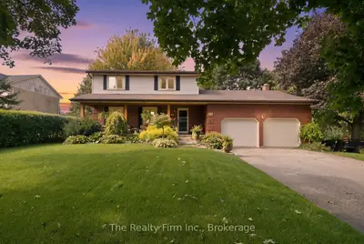 102 Glenn Avenue N, South-west Oxford, On N4s 7v6