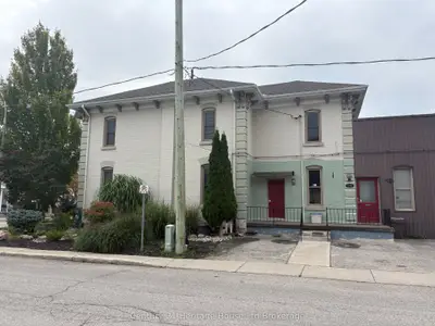 21 Wellington Street N, Woodstock, On N4s 6p1