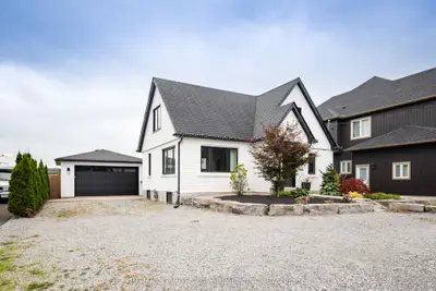 695 Quaker Road, Pelham, On L3c 3h3