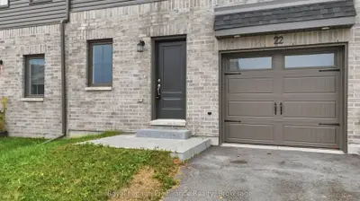 22 Campbell Crescent, Prince Edward County, On K0k 2t0