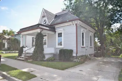 32 Rattenbury Street W, Central Huron, On N0m 1l0