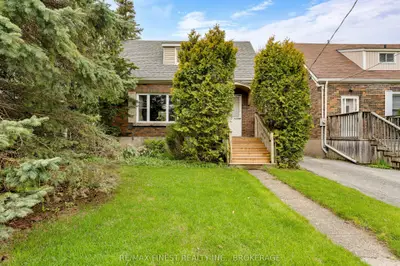 298 College Street, Kingston, On K7l 4m4