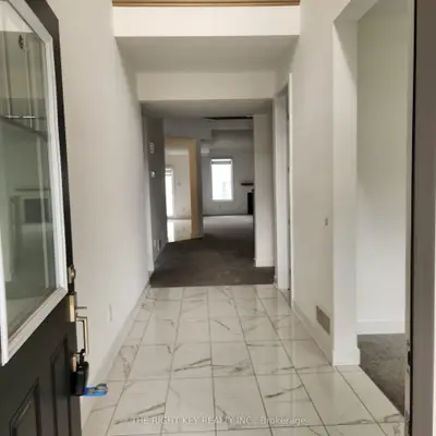 32 Dun Skipper Drive, Blossom Park - Airport And Area, On K1x 0j3