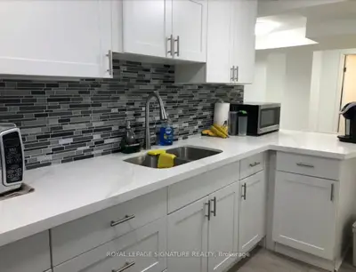 521 Havelock Drive, Waterloo, On N2l 4n8