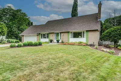 97 Somerset Crescent, Waterloo, On N2l 1n1