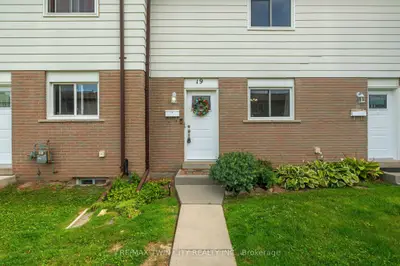 379 Darling Street 19, Brantford, On N3s 7g4