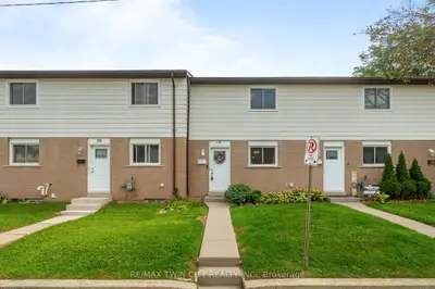 379 Darling Street 19, Brantford, On N3s 7g4