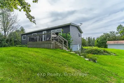 15 HOWDENVALE Road, South Bruce Peninsula, ON N0H 1X0