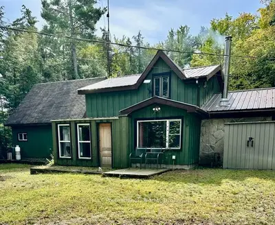 1021 Pinoak Lane, Minden Hills, On K0m 2l1
