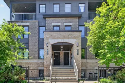 701 B Sue Holloway Drive 33, Barrhaven, On K2j 5r6