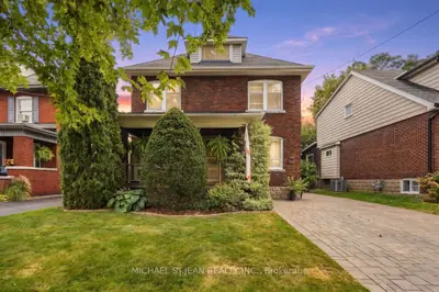 33 Tuxedo Avenue S, Hamilton, On L8k 2r7