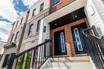 55 Great Falls Boulevard, Hamilton, On L8b 2a9