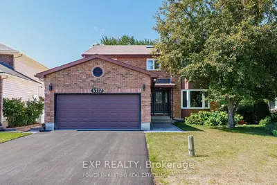 5722 Kemplane Court, Blackburn Hamlet, On K1w 1b8