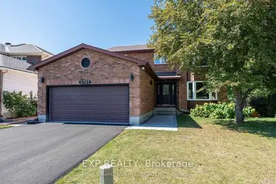 5722 Kemplane Court, Blackburn Hamlet, On K1w 1b8