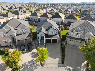12 Donatello Court, Hamilton, On L9b 0c2