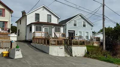 30 Alexander Street, Port Hope, On L1a 1b2