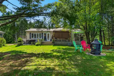 2 Robins Nest Lane, Mckellar, On P2a 0b5