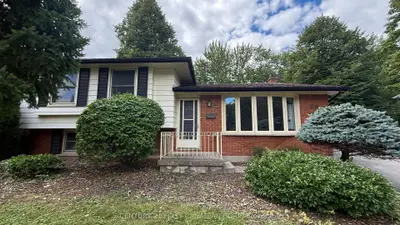 80 Rollscourt Place, London North, On N6g 1m2