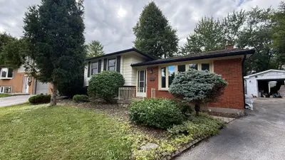 80 Rollscourt Place, London North, On N6g 1m2