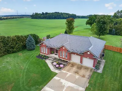 653 Peter Street, Strathroy-caradoc, On N0l 1t0
