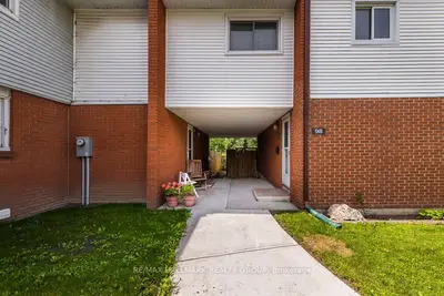 1045 Morrison Drive 98, Parkway Park - Queensway Terrace S And Area, On K2h 7l2