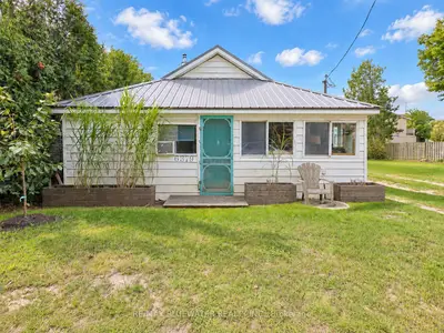 6379 West Parkway Drive, Lambton Shores, On N0n 1j0