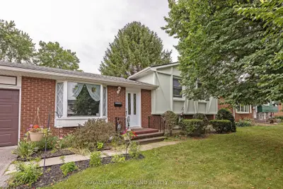15 Confederation Drive, St. Thomas, On N5p 3p1