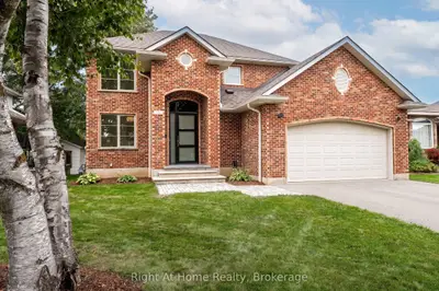 310 Briarhill Drive, Stratford, On N5a 7s2