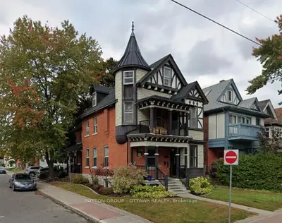 607 Maclaren Street, Ottawa Centre, On K1r 5k8