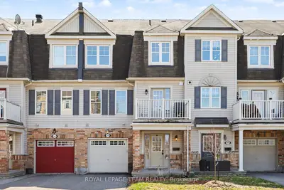 2100 Madrid Avenue, Barrhaven, On K2j 0k4