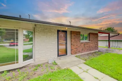 456 Queen Street W, Wellington North, On N0g 2l3